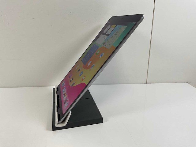 Apple ipad pro 10.5 inch - wi-fi + cellular - 64 gb - space gray - afbeelding 4 van  6