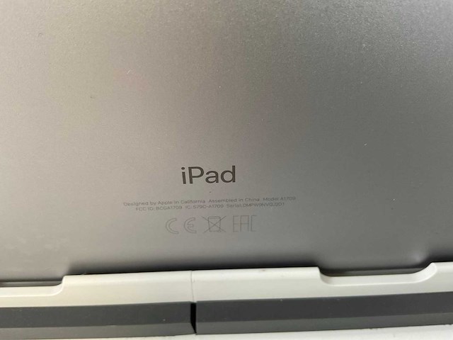 Apple ipad pro 10.5 inch - wi-fi + cellular - 64 gb - space gray - afbeelding 7 van  7