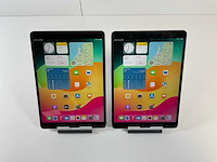 Apple ipad pro 10.5-inch - wifi + cellular - 64 gb - space gray (2x) - afbeelding 1 van  7