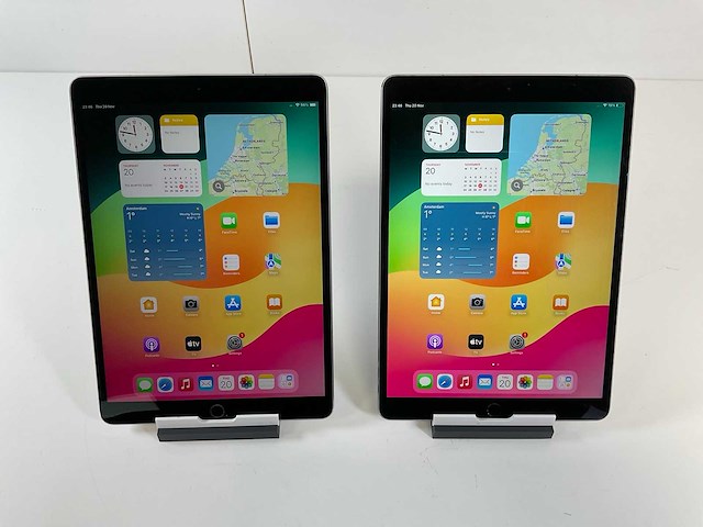 Apple ipad pro 10.5-inch - wifi + cellular - 64 gb - space gray (2x) - afbeelding 1 van  7