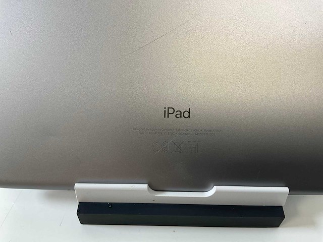 Apple ipad pro 10.5-inch - wifi + cellular - 64 gb - space gray (2x) - afbeelding 6 van  7
