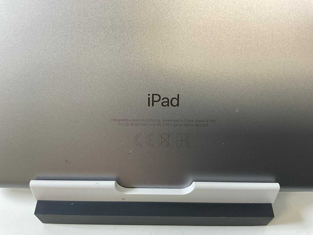 Apple ipad pro 10.5-inch - wifi + cellular - 64 gb - space gray (2x) - afbeelding 6 van  7