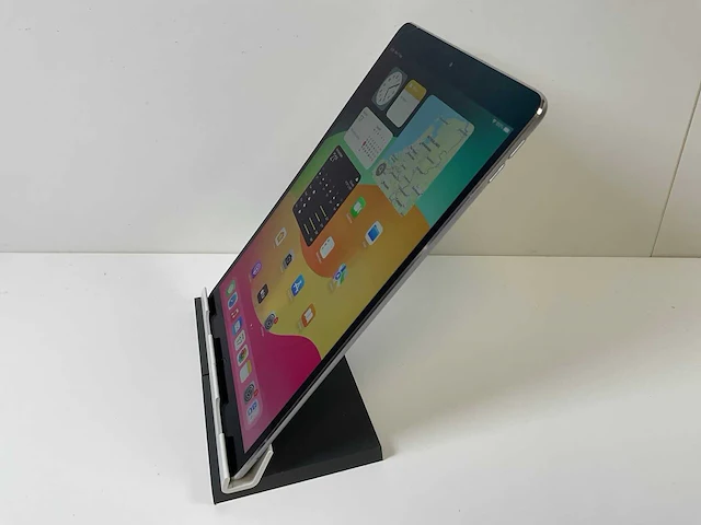 Apple ipad pro 10.5 inch - wifi + cellular - 64 gb - space gray - afbeelding 4 van  6