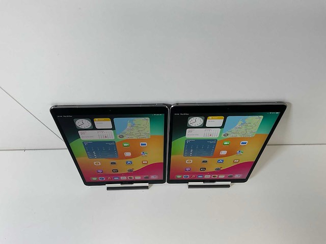 Apple ipad pro 10.5 inches - wifi + cellular - 64 gb - space gray (2x) - afbeelding 2 van  7