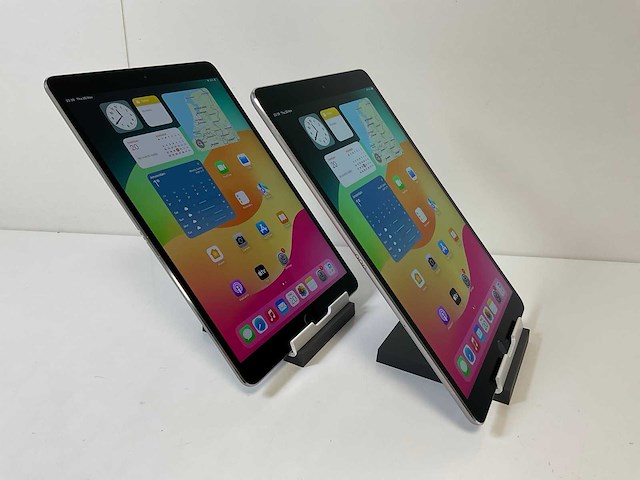 Apple ipad pro 10.5 inches - wifi + cellular - 64 gb - space gray (2x) - afbeelding 3 van  7