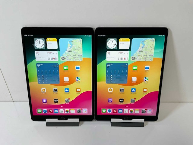 Apple ipad pro 10.5 inches - wifi + cellular - 64 gb - space gray (2x) - afbeelding 1 van  7