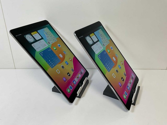 Apple ipad pro 10.5 inches - wifi + cellular - 64 gb - space gray (2x) - afbeelding 3 van  7