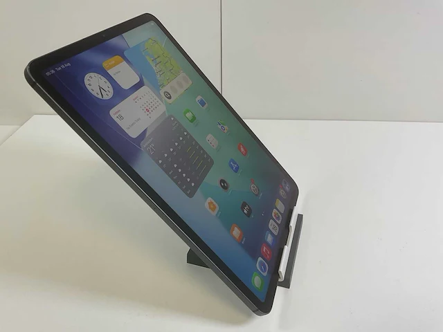Apple ipad pro 11-inch 2nd gen - wifi + cellular - 128 gb - space gray - afbeelding 3 van  5