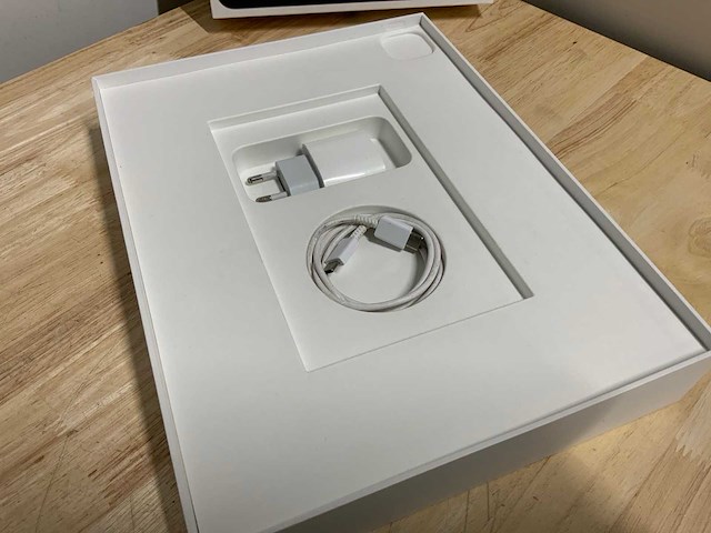 Apple ipad pro 12.9” a2461 tablet - afbeelding 5 van  7