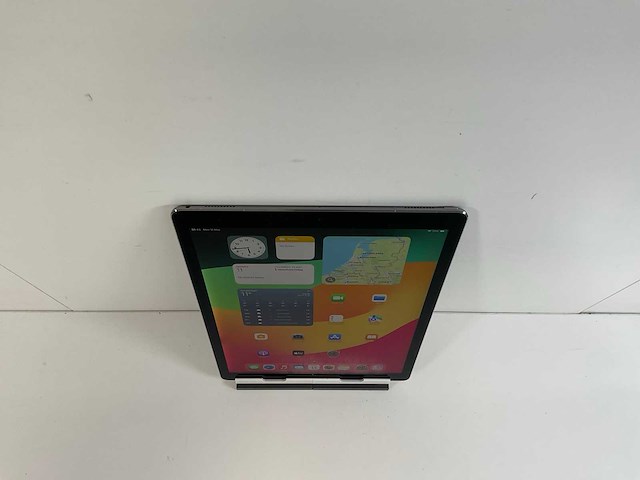 Apple ipad pro 12.9 inch 2nd gen - wi-fi + cellular - 64 gb - space gray - afbeelding 2 van  6