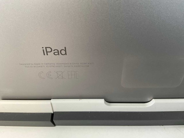 Apple ipad pro 12.9 inch 2nd gen - wi-fi + cellular - 64 gb - space gray - afbeelding 6 van  6