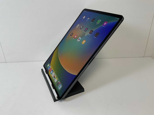 Apple ipad pro 12.9-inch 4th gen - wifi + cellular - 256 gb - space gray - afbeelding 4 van  5