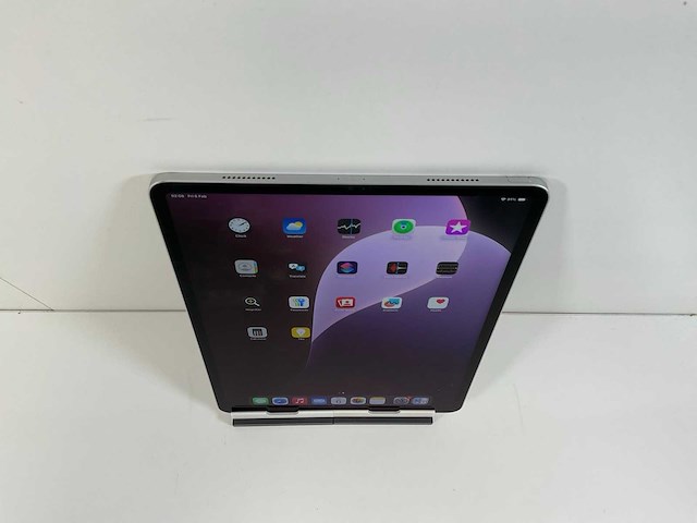 Apple ipad pro 12.9 inch 5th gen - wifi - 256 gb - silver - afbeelding 2 van  3