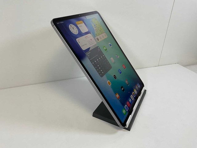 Apple ipad pro 12.9 inch 6th gen - wifi + cellular - 256 gb - space gray - afbeelding 2 van  5