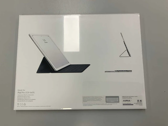Apple ipad pro 12.9-inch smart keyboard czech(q) - afbeelding 2 van  2