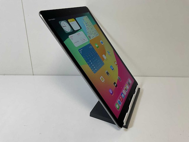 Apple ipad pro 12.9 inches 2nd gen - wifi + cellular - 64 gb - space gray - afbeelding 2 van  5