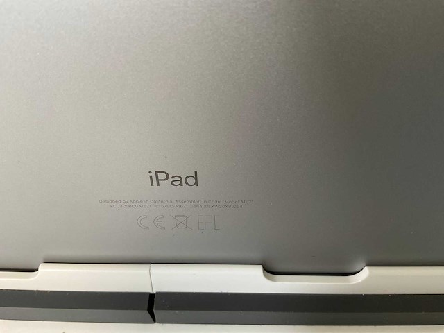 Apple ipad pro 12.9 inches 2nd gen - wifi + cellular - 64 gb - space gray - afbeelding 6 van  6