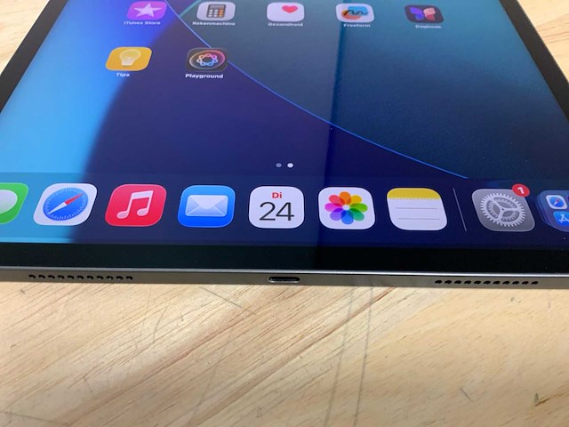 Apple ipad pro (5th gen)| a2378 tablet - afbeelding 3 van  9