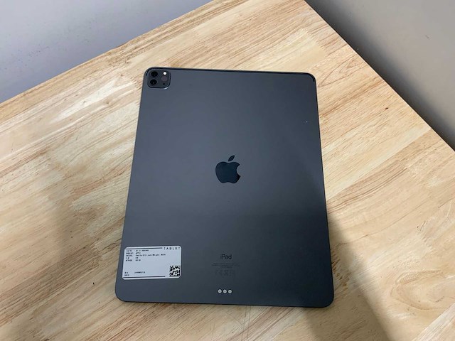 Apple ipad pro (5th gen)| a2378 tablet - afbeelding 4 van  9