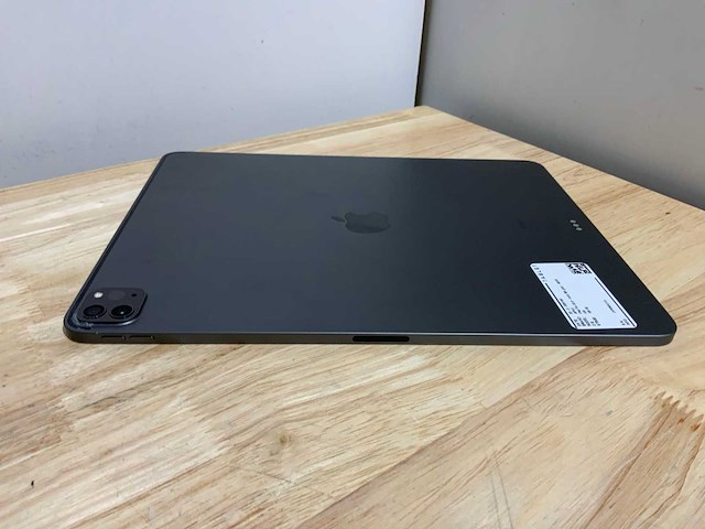 Apple ipad pro (5th gen)| a2378 tablet - afbeelding 8 van  9