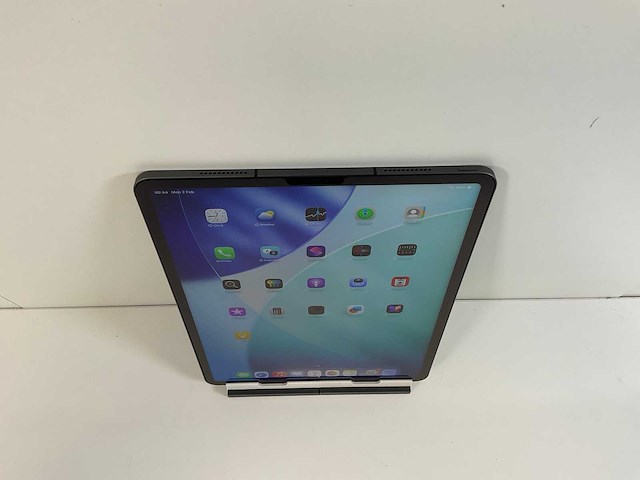 Apple ipad pro 9.7 inch (2021) - wifi + cellular - 256 gb - space gray - afbeelding 1 van  3
