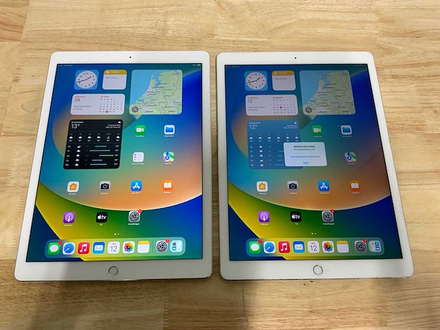 Apple ipad pro a1652 & a1584 tablet (2x) - afbeelding 1 van  4