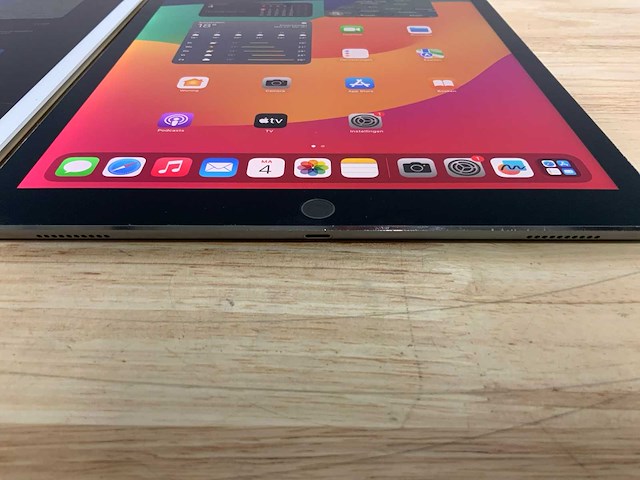 Apple ipad pro a1670 tablet (2x) - afbeelding 3 van  9