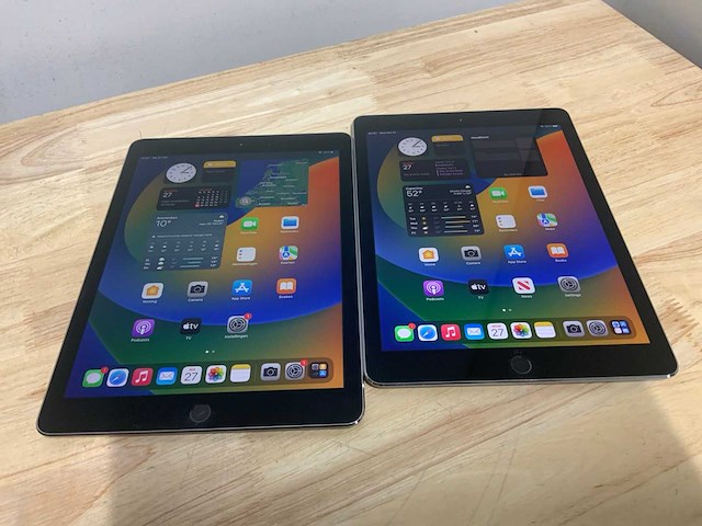 Apple ipad pro a1673 apple (2x) - afbeelding 1 van  9