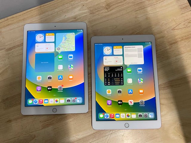 Apple ipad pro a1674 & a1673 tablet (2x) - afbeelding 2 van  6