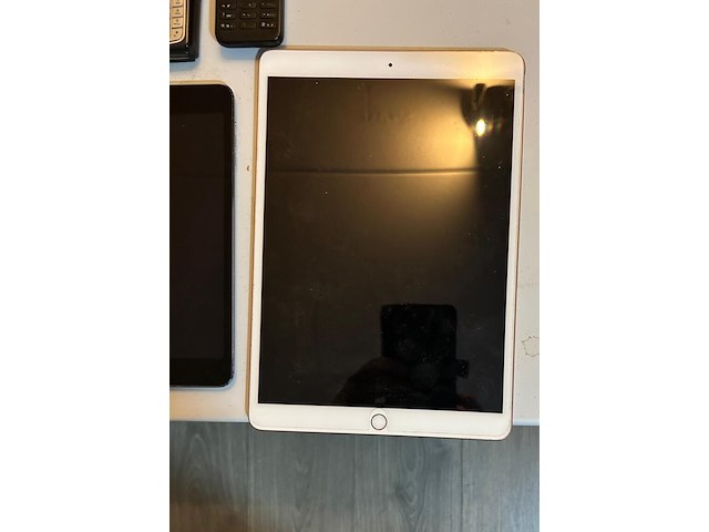 Apple ipads, iphones en diverse nokia's - afbeelding 5 van  10