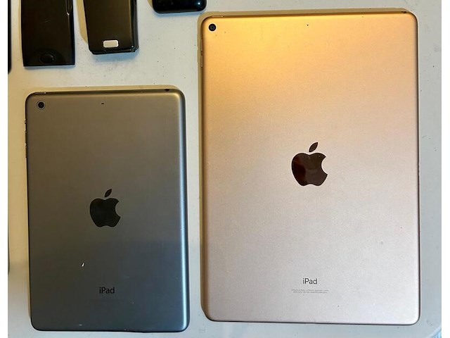Apple ipads, iphones en diverse nokia's - afbeelding 10 van  10