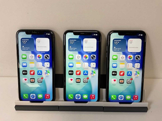 Apple iphone 11 - 128 gb - black (3x) - afbeelding 1 van  5