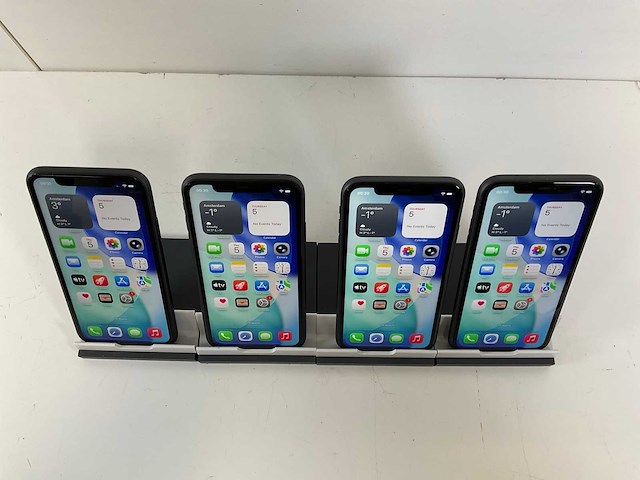 Apple iphone 11 - 128 gb / 64 gb - black (4x) - afbeelding 2 van  5