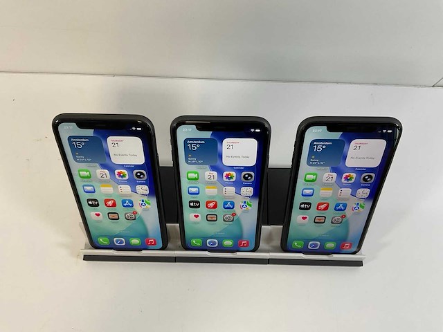 Apple iphone 11 - 64 gb - black (3x) - afbeelding 2 van  5