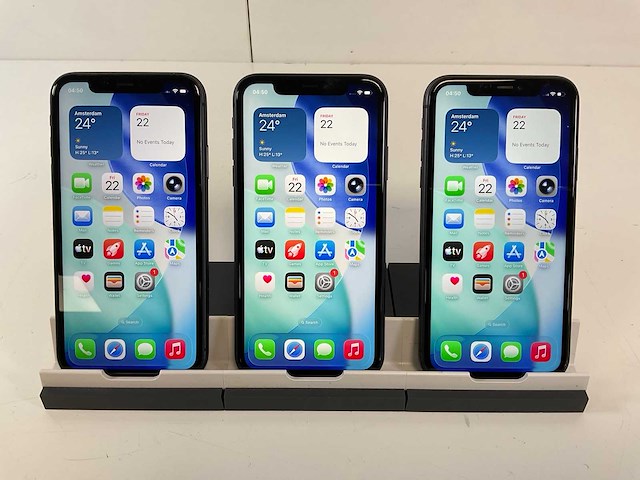 Apple iphone 11 - 64 gb - black (3x) - afbeelding 1 van  5