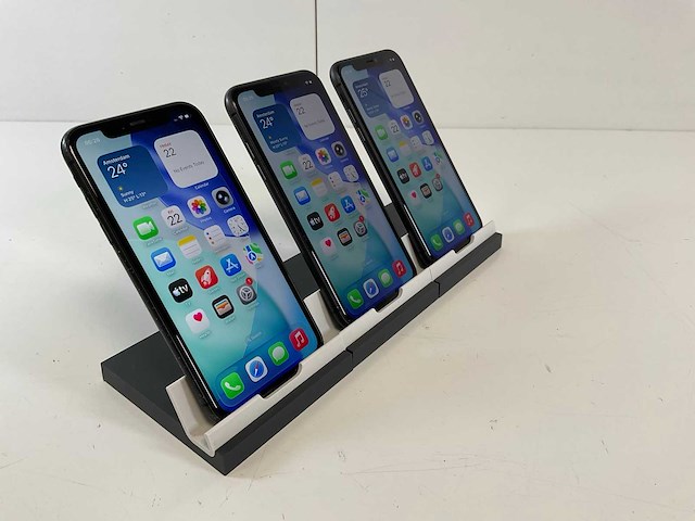Apple iphone 11 - 64 gb - black (3x) - afbeelding 3 van  5