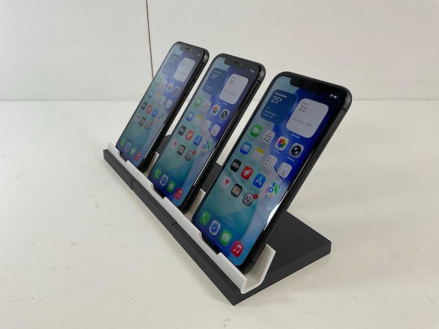 Apple iphone 11 - 64 gb - black (3x) - afbeelding 4 van  5
