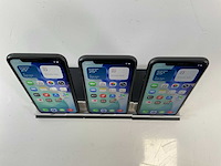 Apple iphone 11 - 64 gb - black (3x) - afbeelding 2 van  5