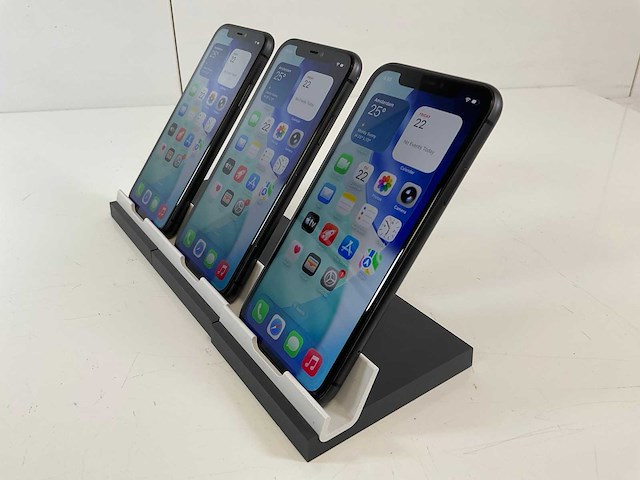 Apple iphone 11 - 64 gb - black (3x) - afbeelding 4 van  5