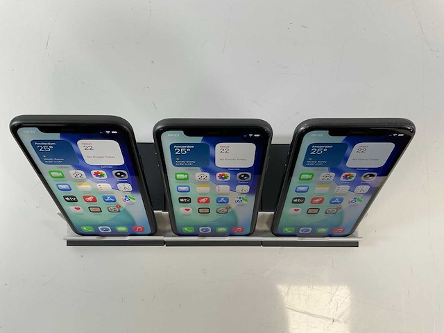 Apple iphone 11 - 64 gb - black (3x) - afbeelding 4 van  5