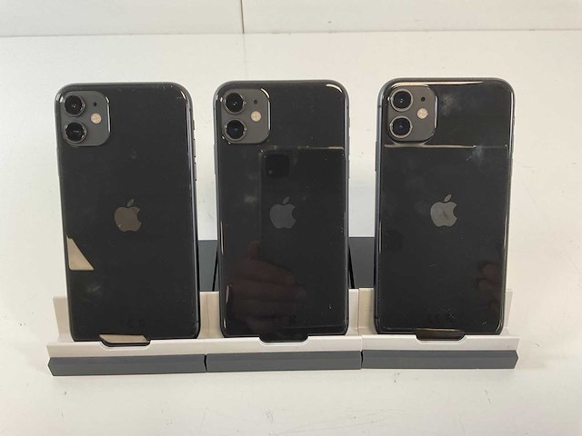 Apple iphone 11 - 64 gb - black (3x) - afbeelding 5 van  5