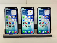 Apple iphone 11 - 64 gb - black (3x) - afbeelding 1 van  5