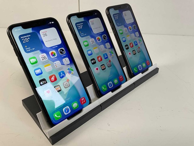 Apple iphone 11 - 64 gb - black (3x) - afbeelding 3 van  5