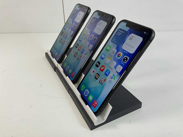 Apple iphone 11 - 64 gb - black (3x) - afbeelding 4 van  5