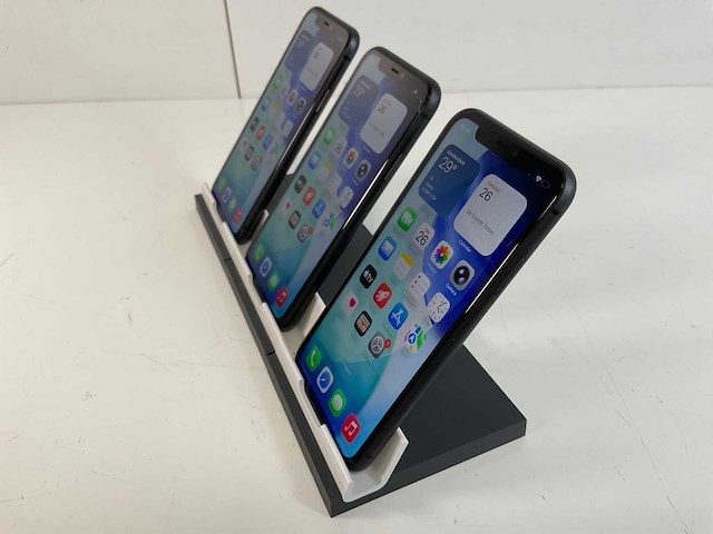 Apple iphone 11 - 64 gb - black (3x) - afbeelding 4 van  5