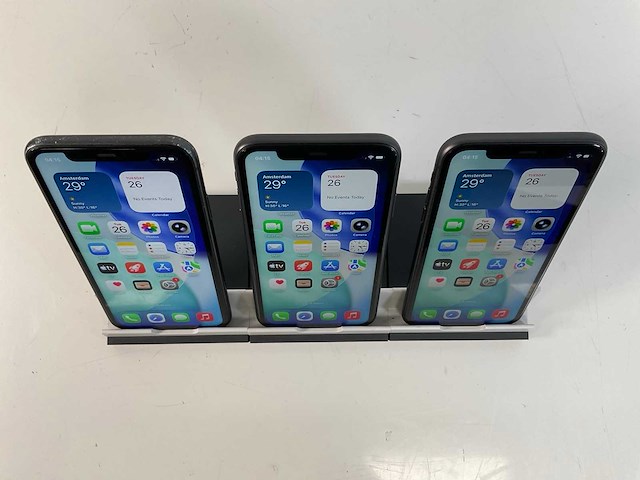 Apple iphone 11 - 64 gb - black (3x) - afbeelding 2 van  5