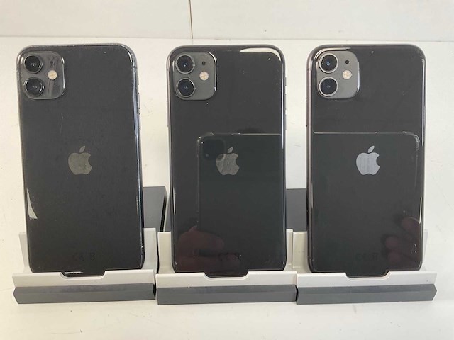 Apple iphone 11 - 64 gb - black (3x) - afbeelding 5 van  5