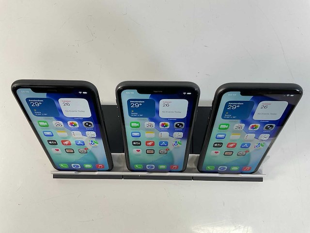 Apple iphone 11 - 64 gb - black (3x) - afbeelding 2 van  5