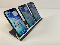 Apple iphone 11 - 64 gb - black (3x) - afbeelding 3 van  5