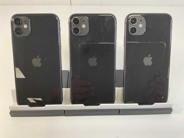 Apple iphone 11 - 64 gb - black (3x) - afbeelding 5 van  5